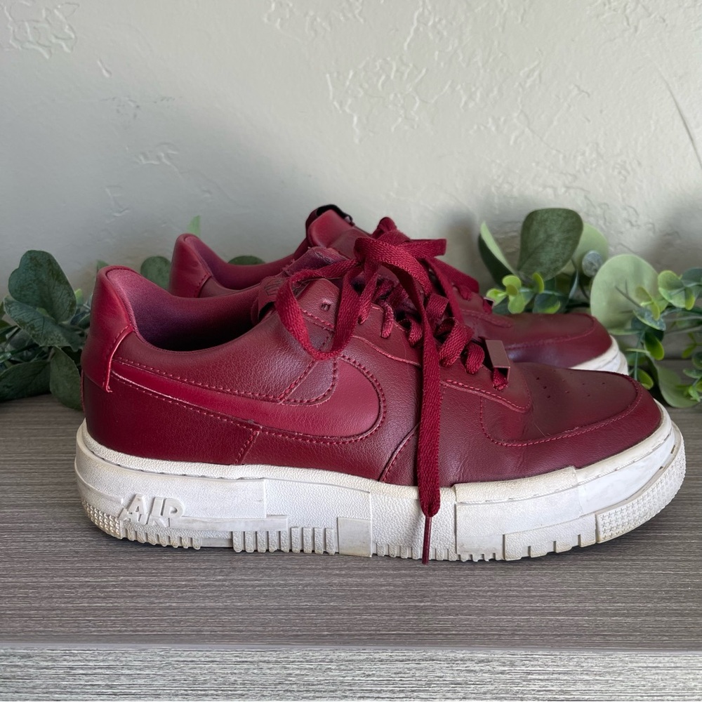 Nike Women's Air Force 1 Pixel Team Red Shoes Low Size 8.5 CK6649-600 Sneakers